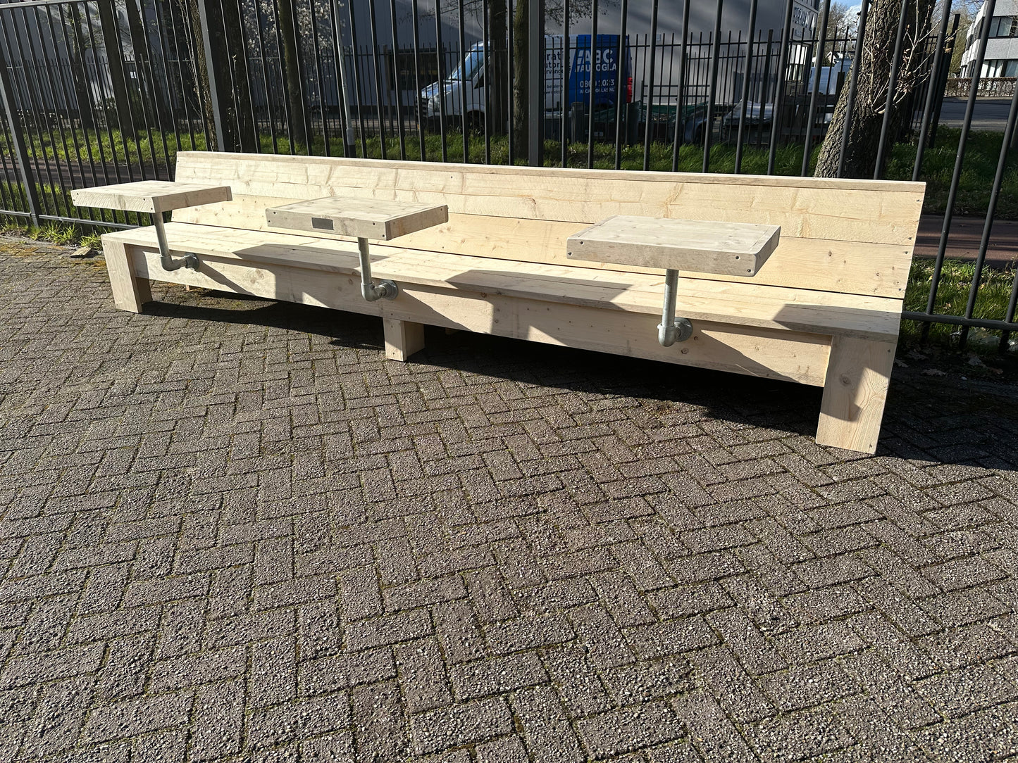 Steigerhouten bank Dennis