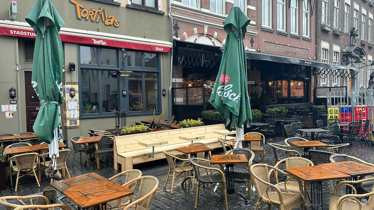 Steigerhouten bank Dennis